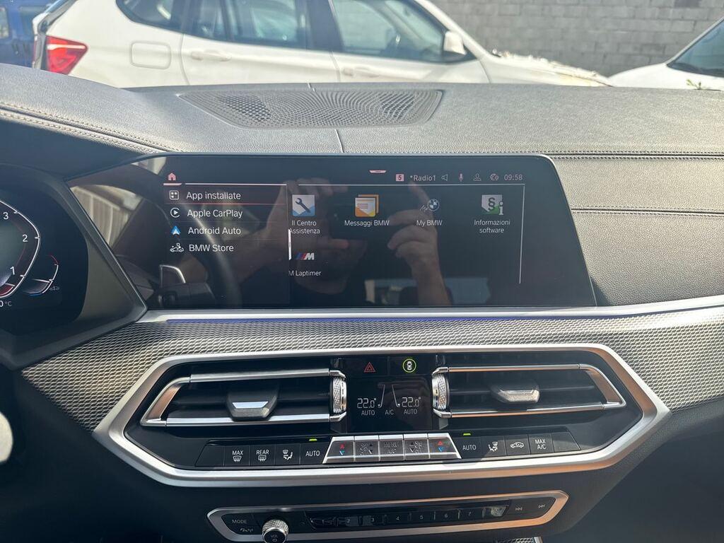 BMW X5 xdrive40d mhev 48V Msport auto