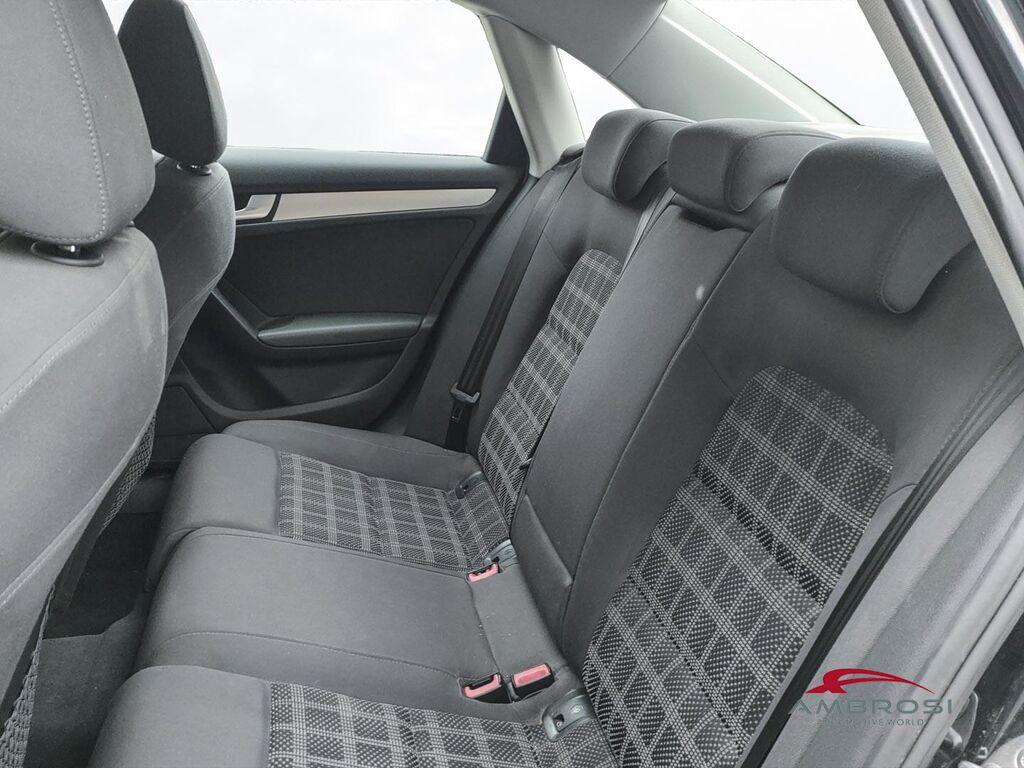 Audi A4 2.0 tdi Ambiente 143cv