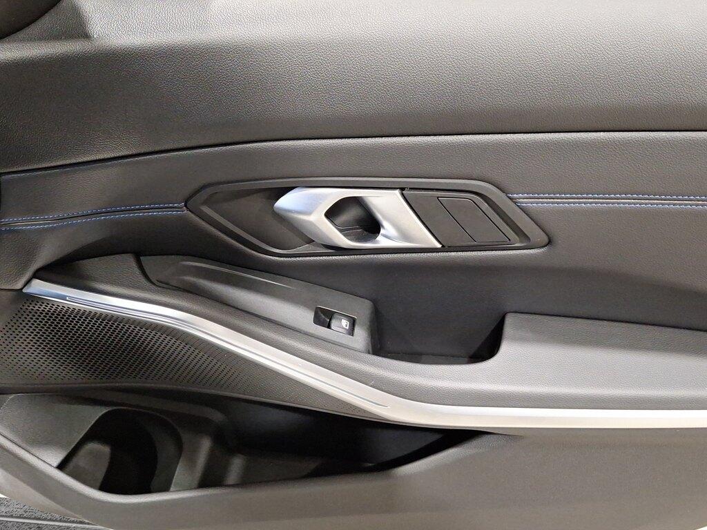 BMW Serie 3 320d Touring mhev 48V xdrive M Sport Pro auto