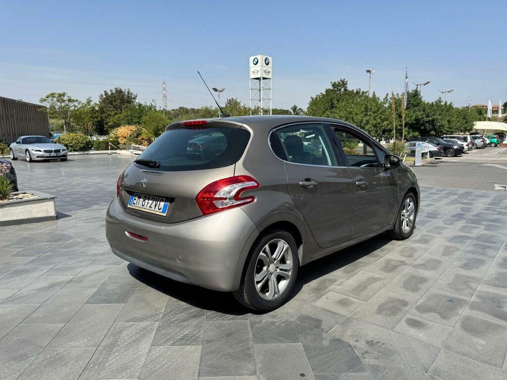 Peugeot 208 1.2 vti 12v Allure 5p