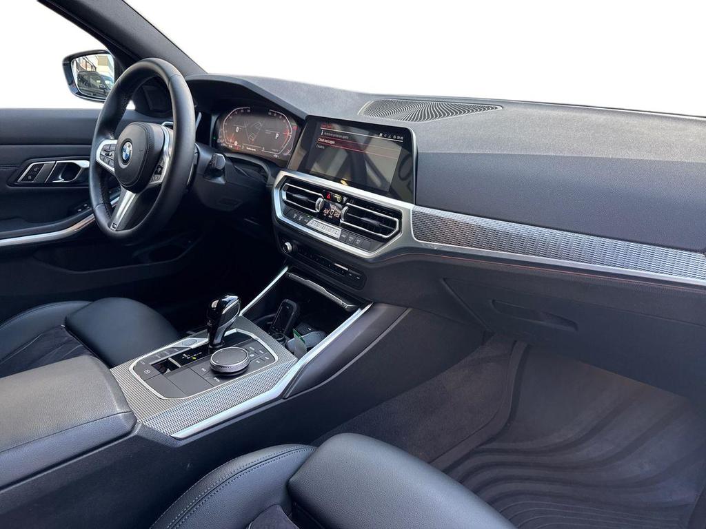 BMW Serie 3 330d Touring mhev 48V xdrive Msport auto