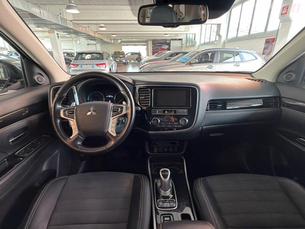 Mitsubishi Outlander phev 2.4 Instyle Plus 4wd