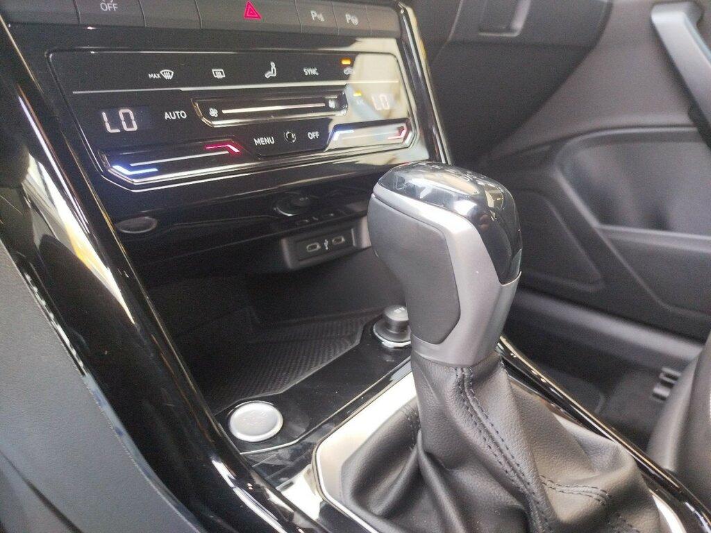 Volkswagen T-Roc 1.5 tsi act R-Line dsg