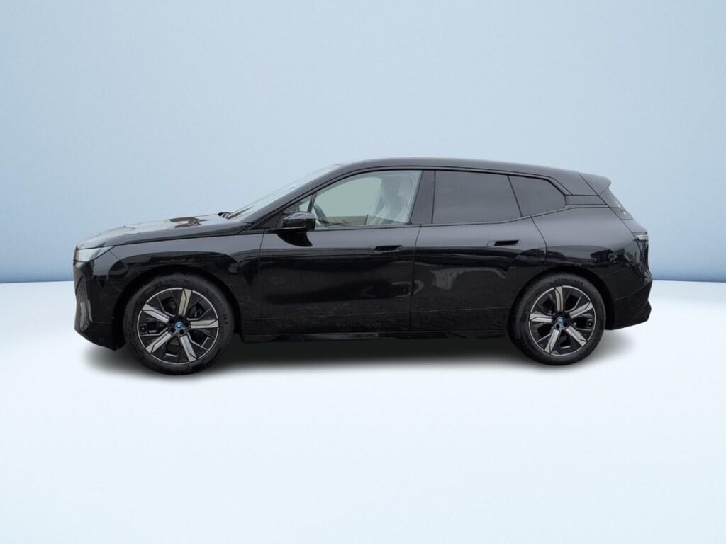 BMW iX xdrive40 pacchetto sportivo