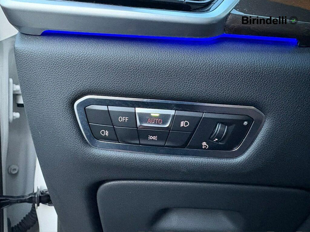 BMW X5 xdrive30d mhev 48V xLine auto