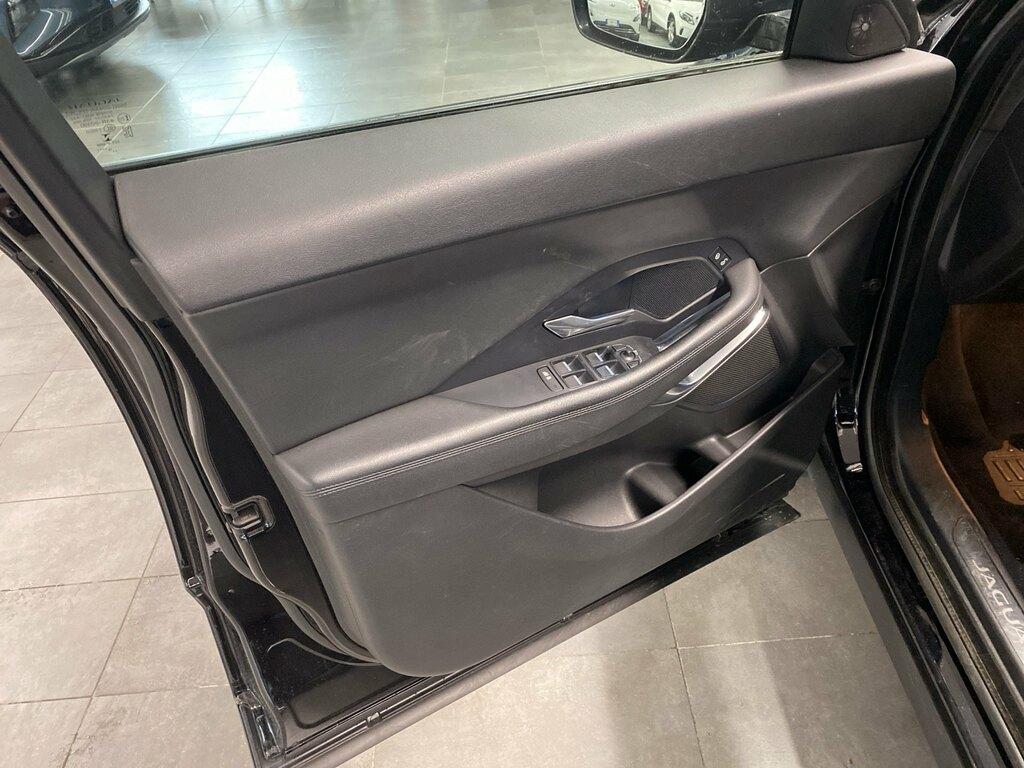 Jaguar E-Pace 2.0d i4 awd 180cv auto my19