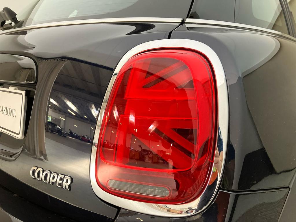 Mini Cooper 1.5 TwinPower Turbo Cooper Business DCT