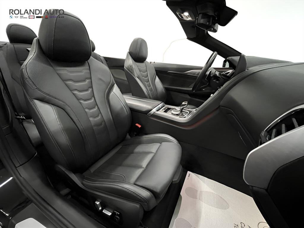 BMW Serie 8 840d Cabrio mhev 48V xdrive Individual Composition Msport auto