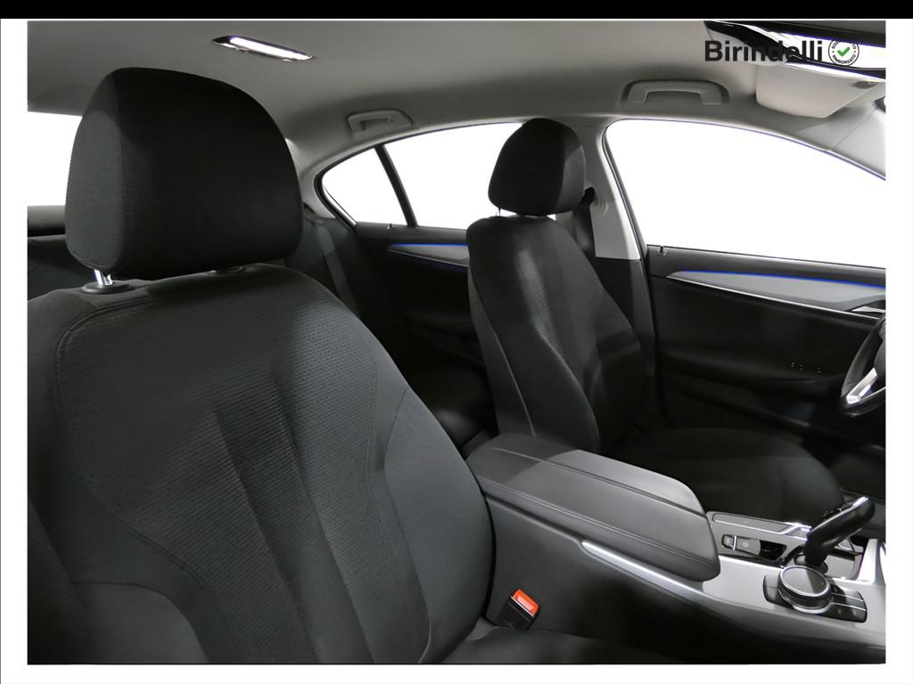 BMW Serie 5 520d mhev 48V Business auto