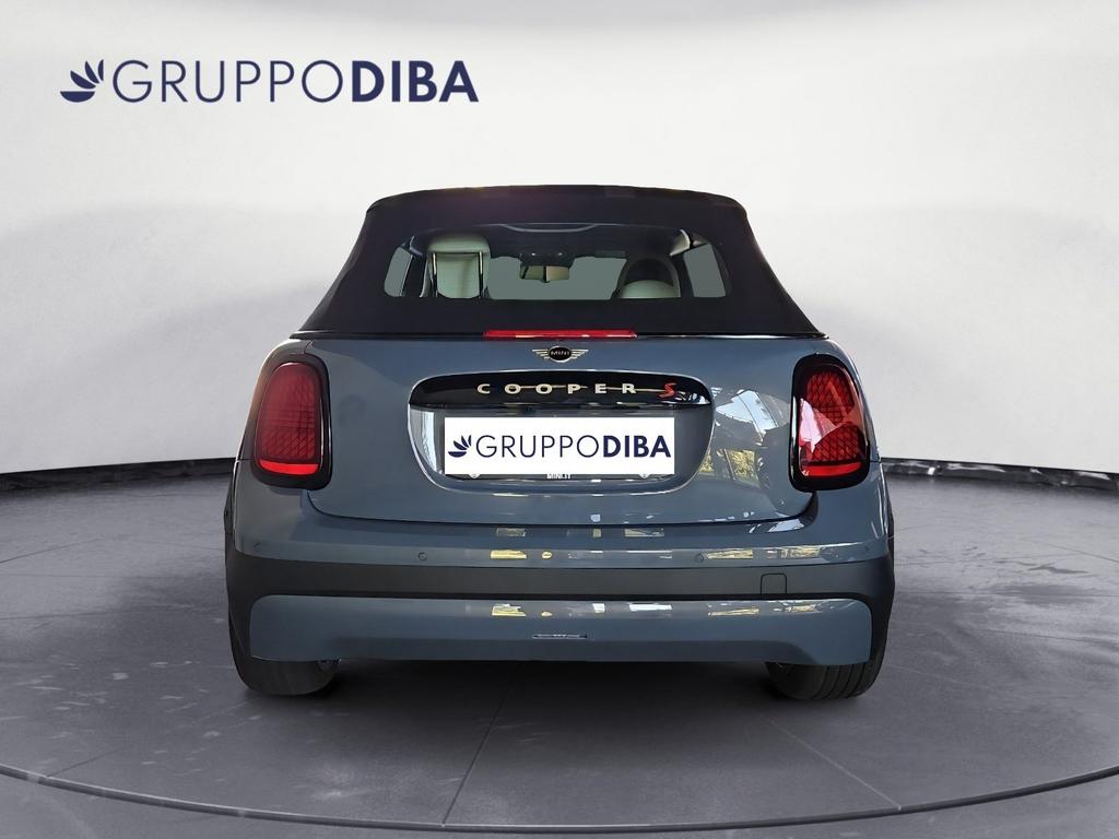 Mini Mini Cooper Cabrio 2.0 S Favoured auto
