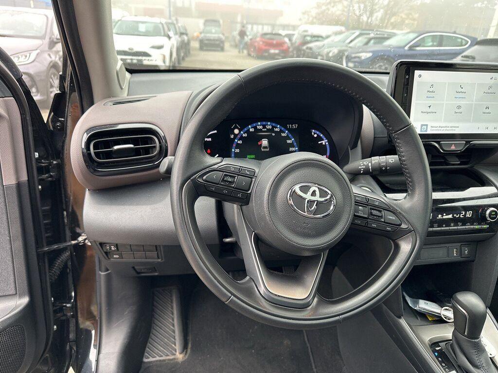 Toyota Yaris Cross 1.5h Lounge fwd 116cv e-cvt