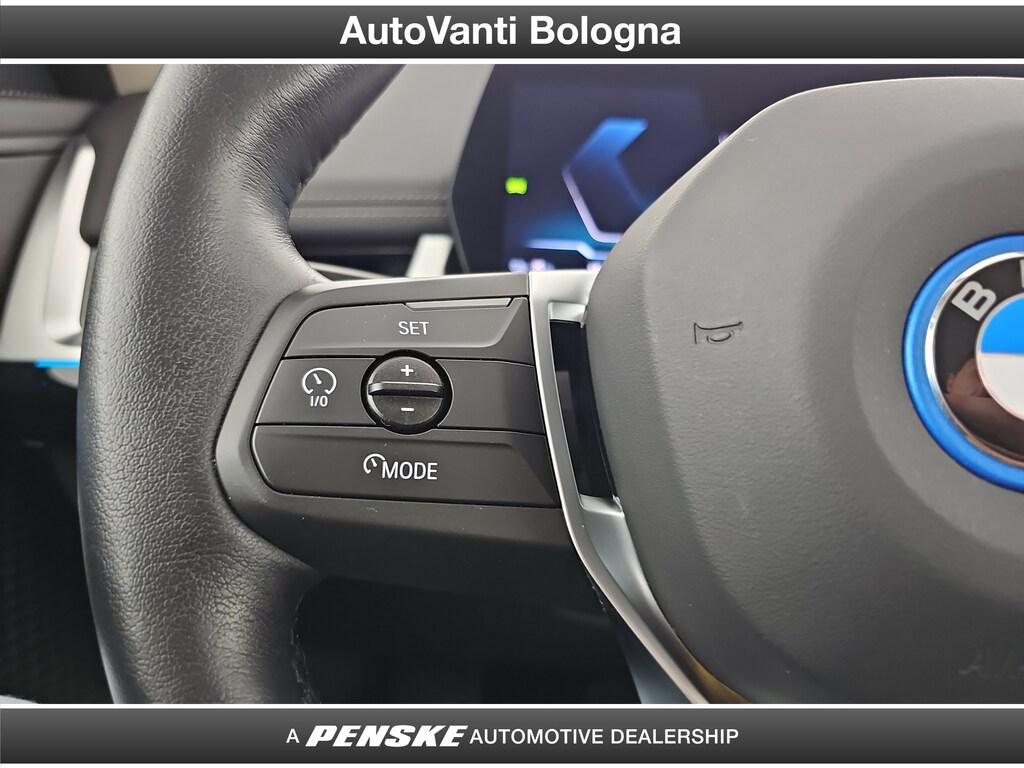 BMW iX1 edrive 20 X-Line