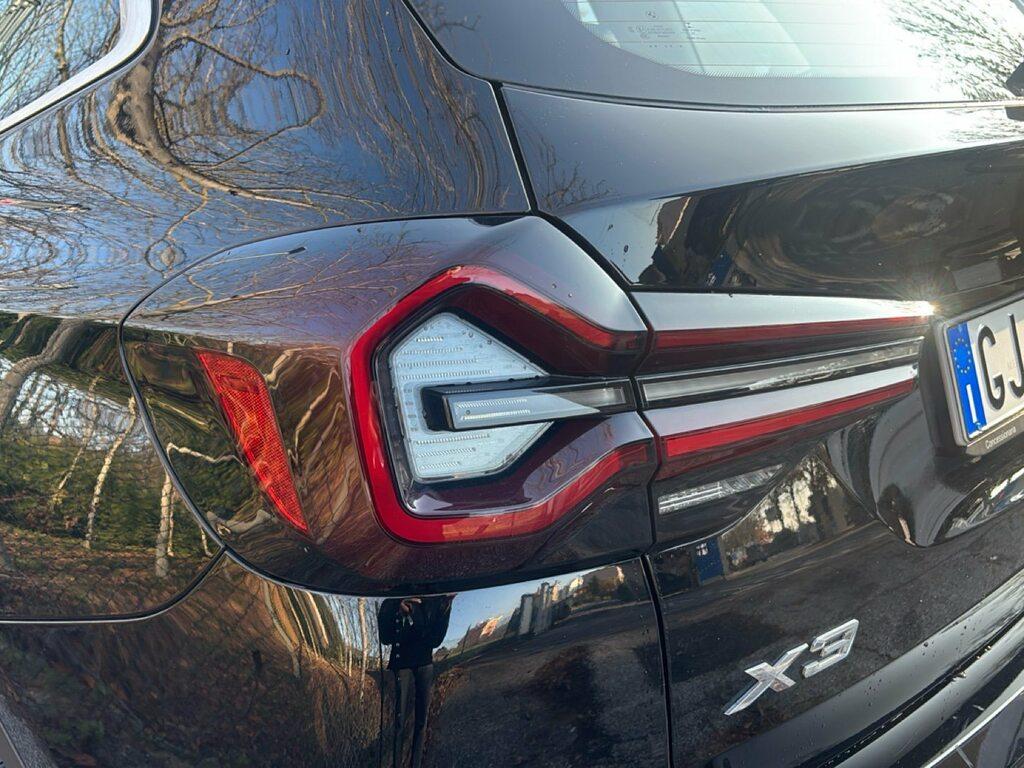 BMW X3 xdrive20d mhev 48V auto