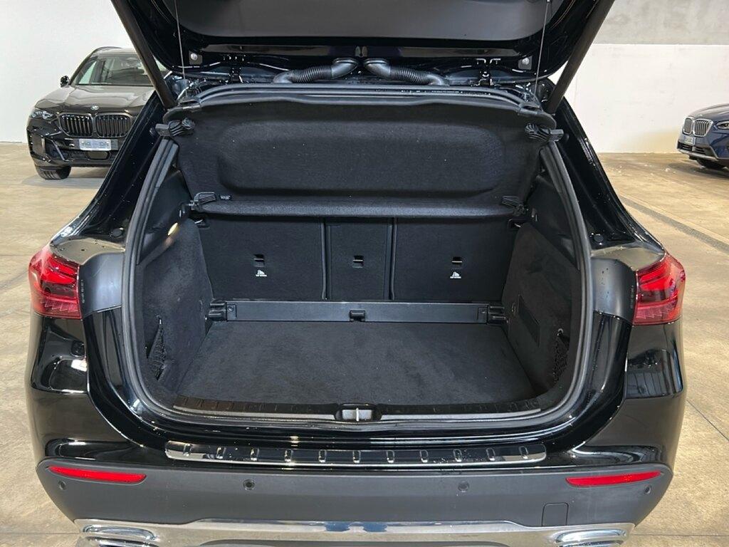 Mercedes GLA 180 d Progressive Advanced auto