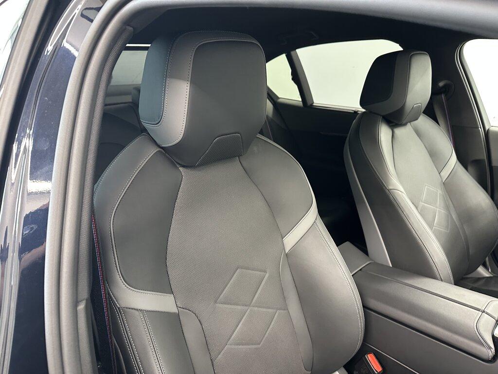 BMW i5 xdrive40