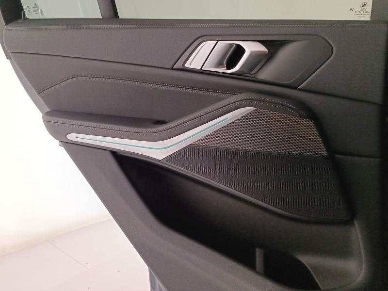 BMW X5 xdrive40d mhev 48V Msport auto