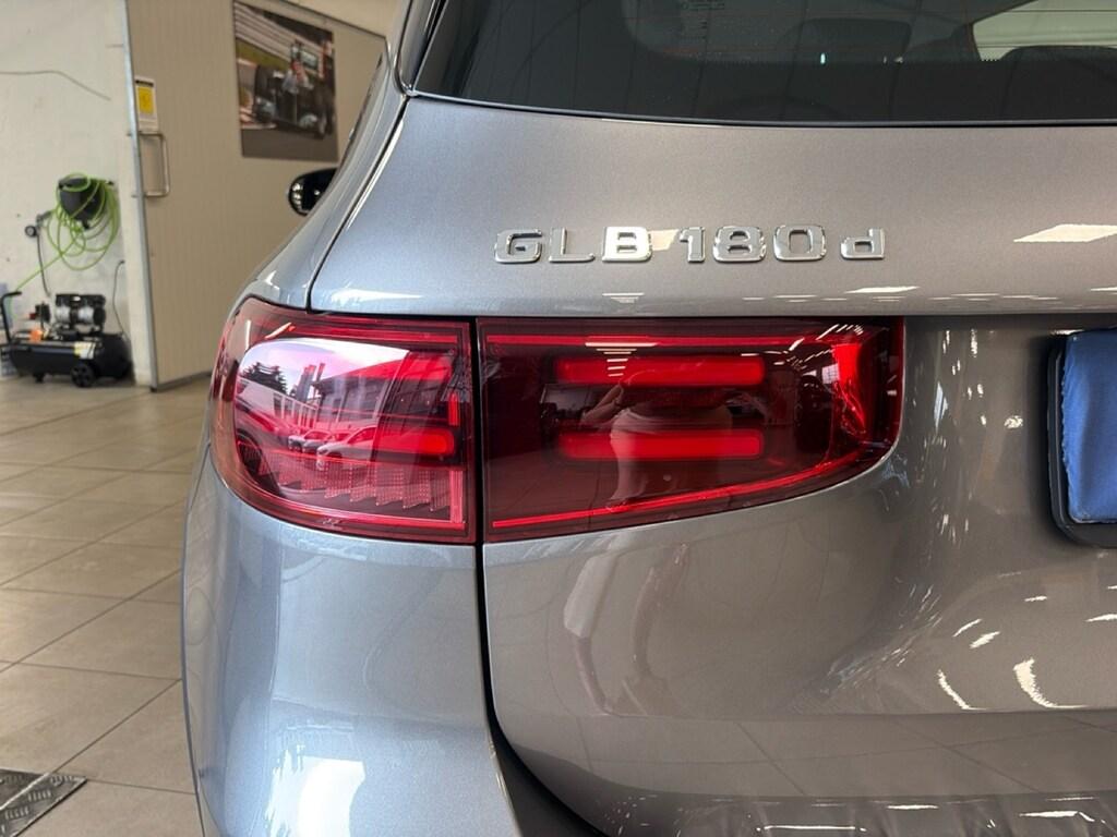 Mercedes GLB 180 d Progressive Advanced auto