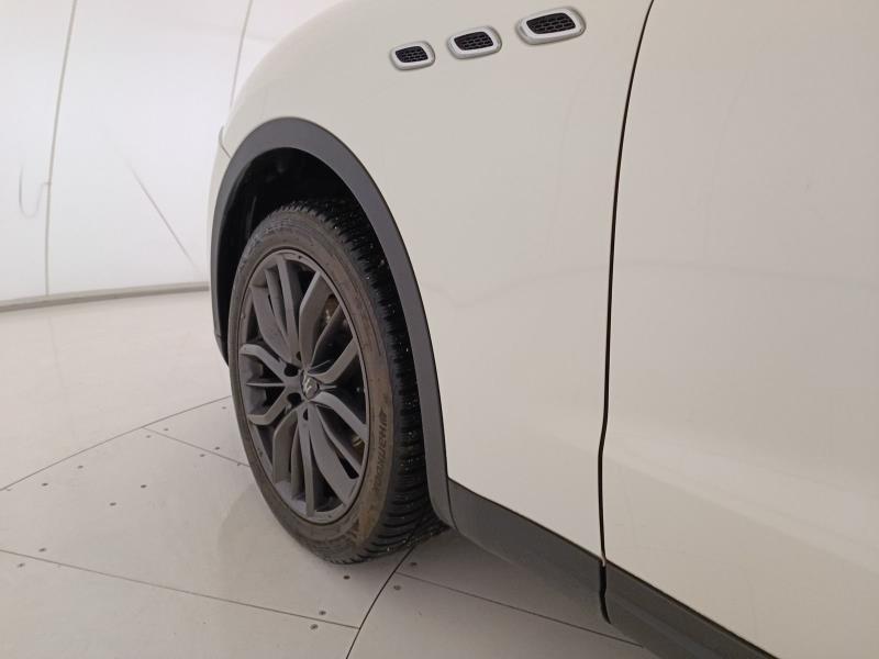 Maserati Levante 3.0 V6 Granlusso 275cv auto my19