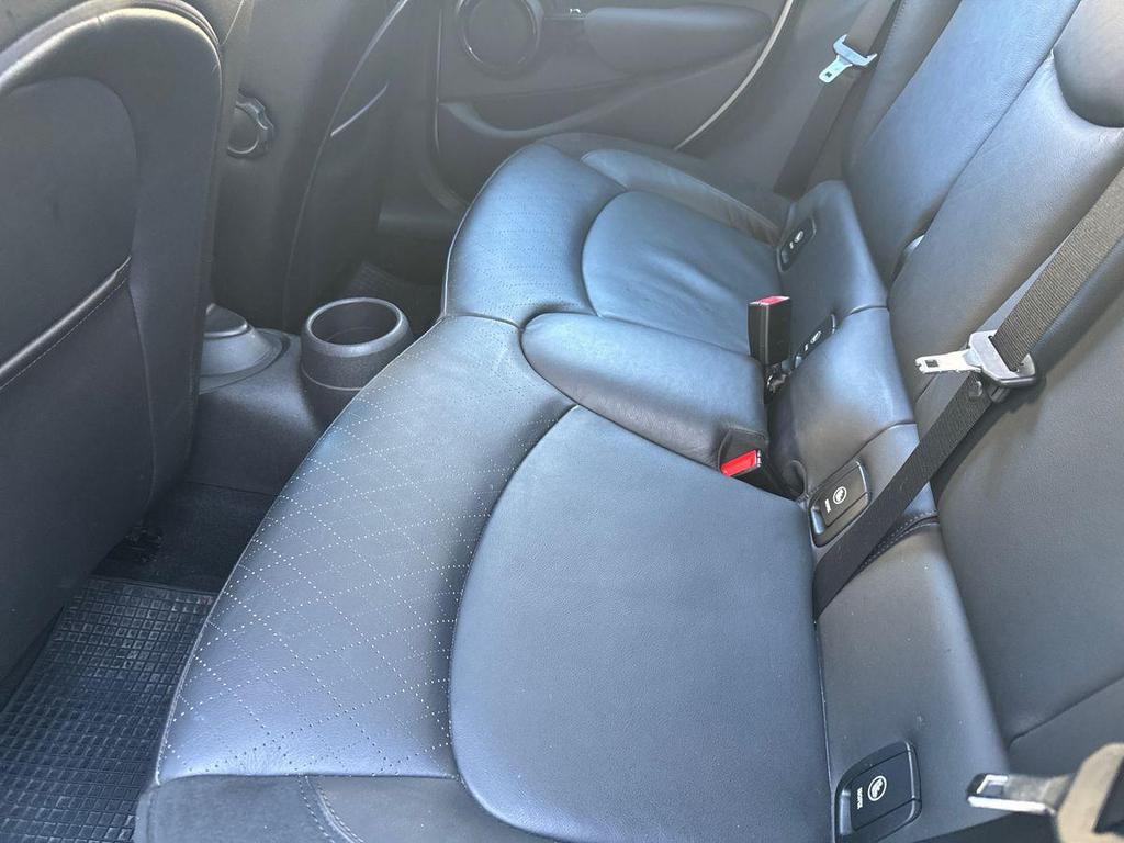 Mini Cooper D 1.5 D Cooper D Business XL Auto