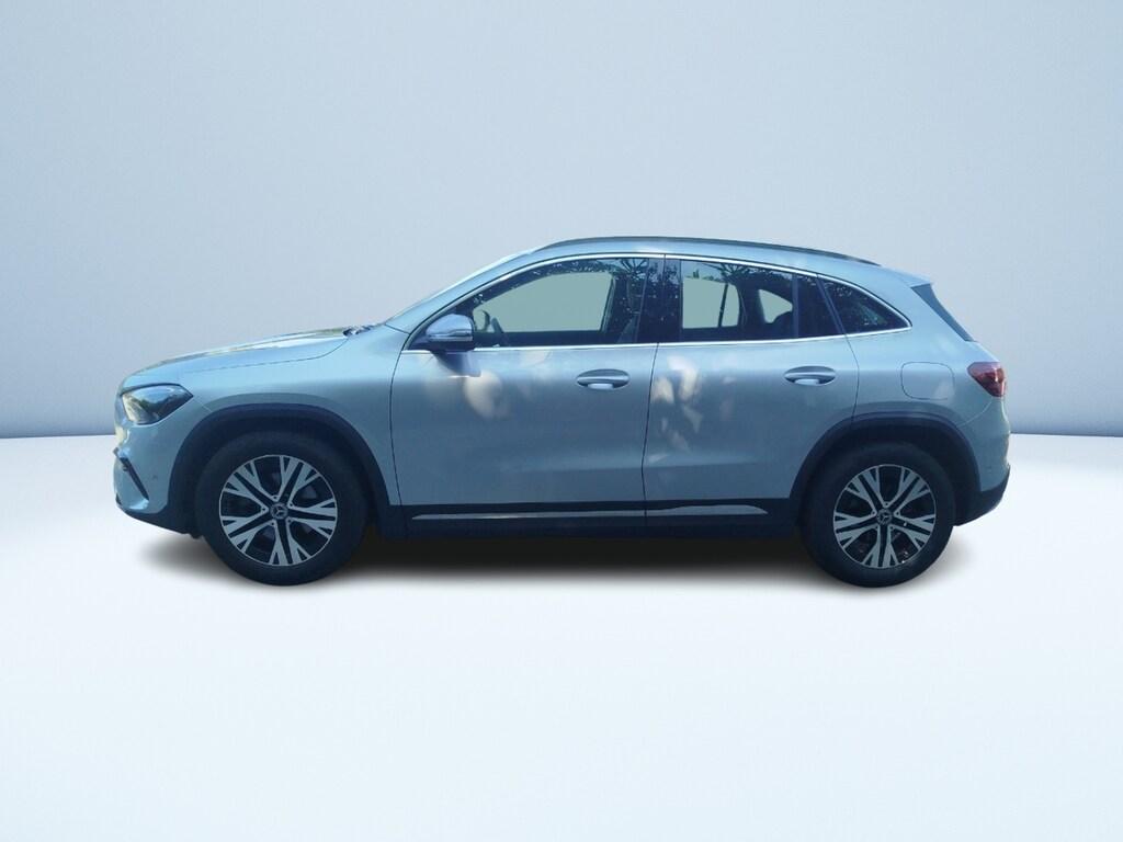 Mercedes GLA 180 d Progressive Advanced auto