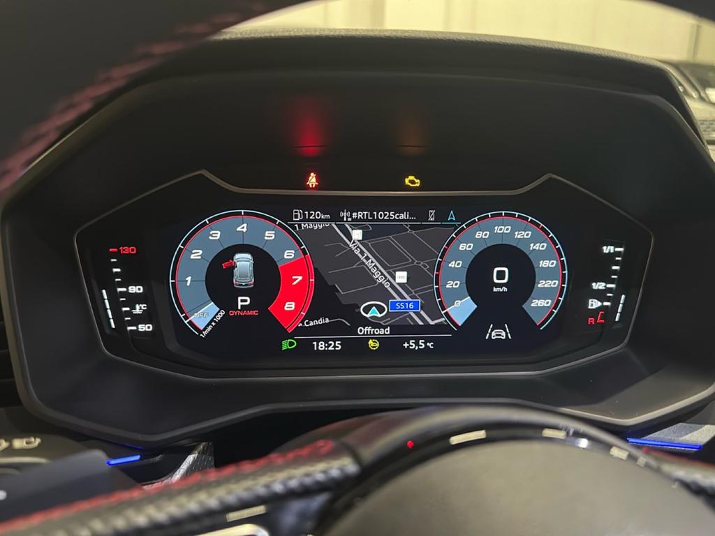 Audi A1 Sportback 40 2.0 tfsi Identity Black 207cv s-tronic