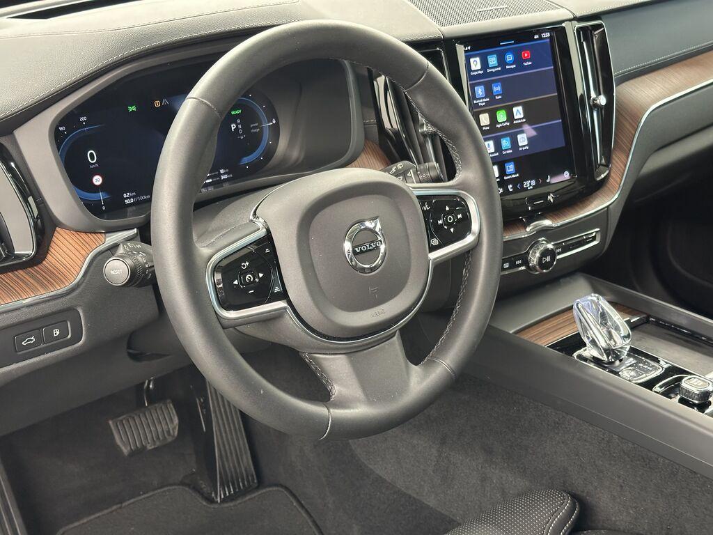 Volvo XC60 2.0 t6 phev Ultra Dark awd auto