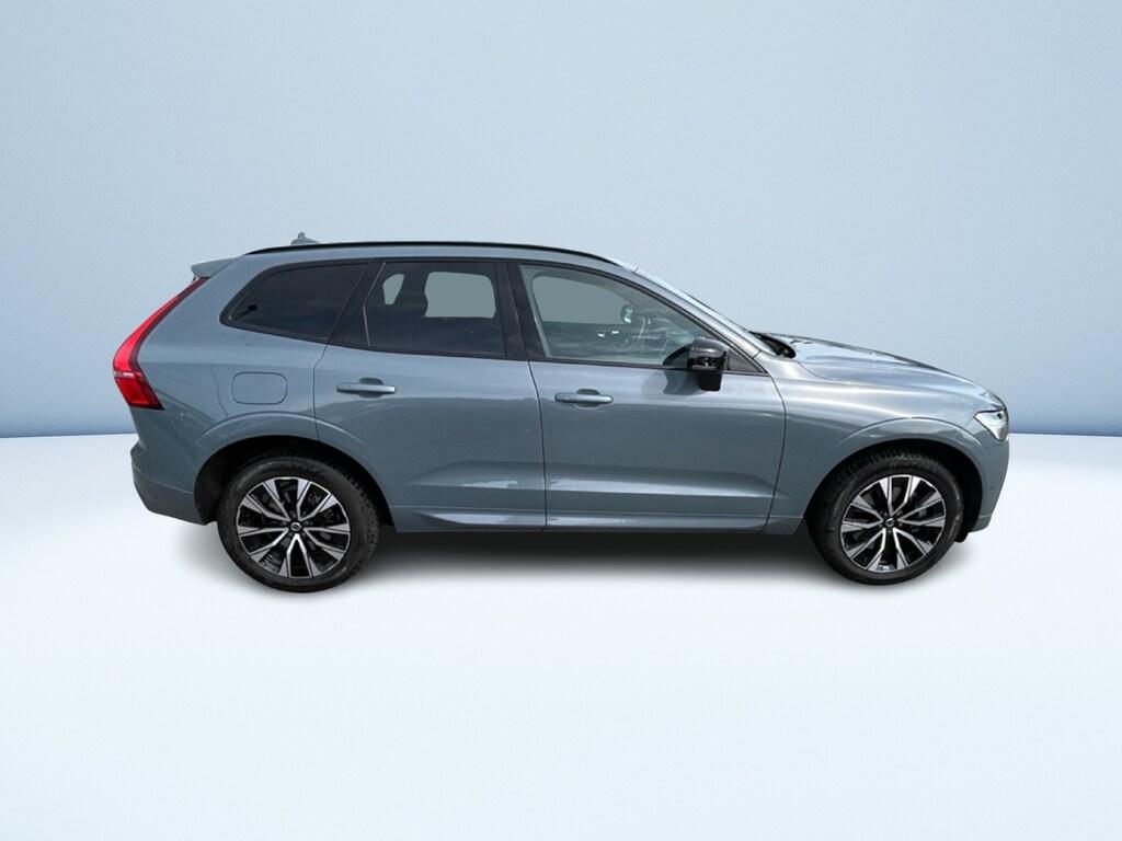 Volvo XC60 2.0 b4 Plus Dark awd auto