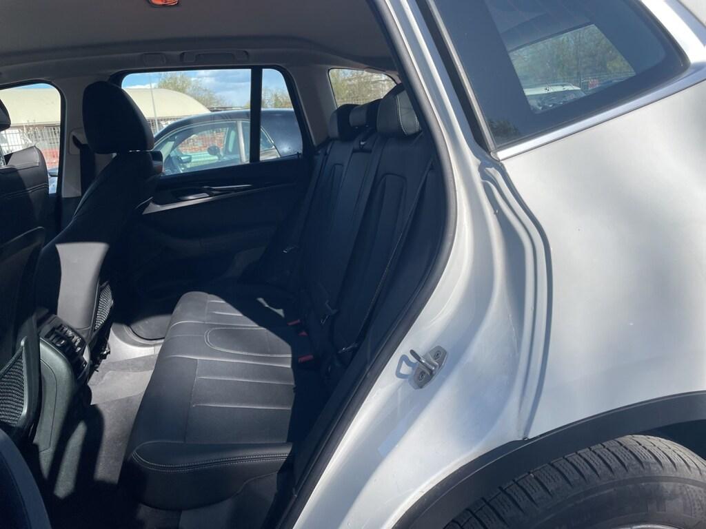 BMW X3 xdrive20d mhev 48V auto