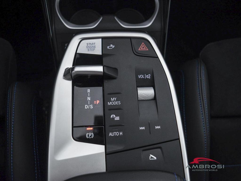 BMW X1 xdrive20d mhev 48V auto