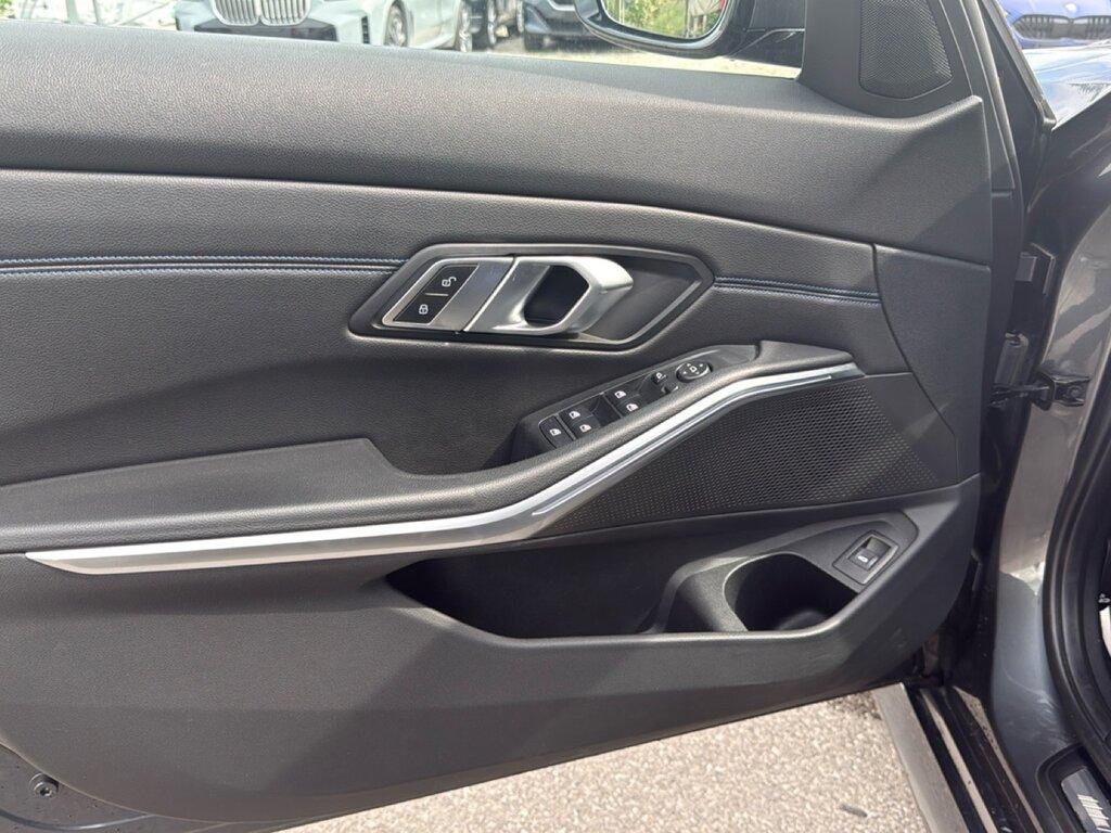 BMW Serie 3 320d Touring mhev 48V Msport auto