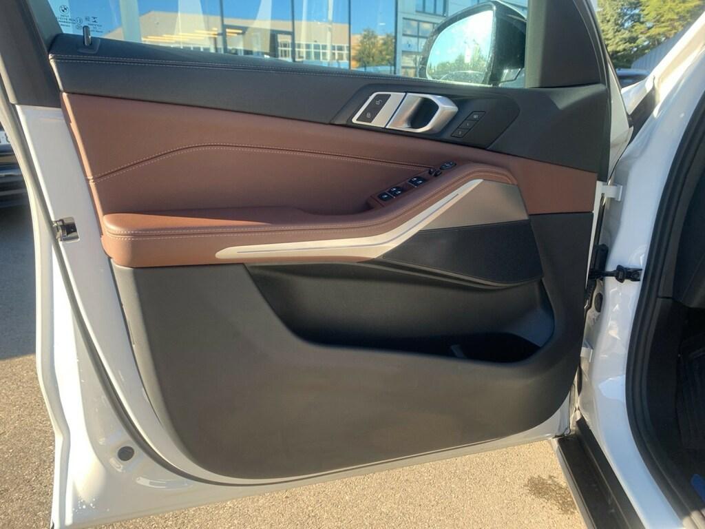 BMW X5 xdrive30d mhev 48V xLine auto