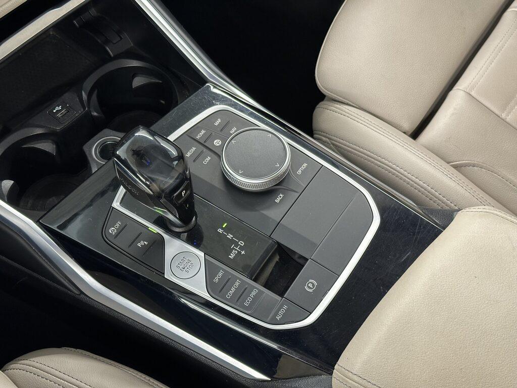 BMW Serie 3 320d Touring mhev 48V Msport auto