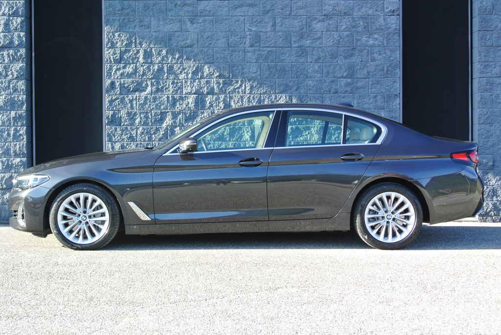 BMW Serie 5 530d mhev 48V xdrive Luxury auto