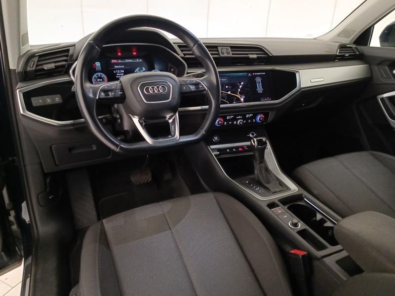 Audi Q3 35 2.0 tdi Business s-tronic