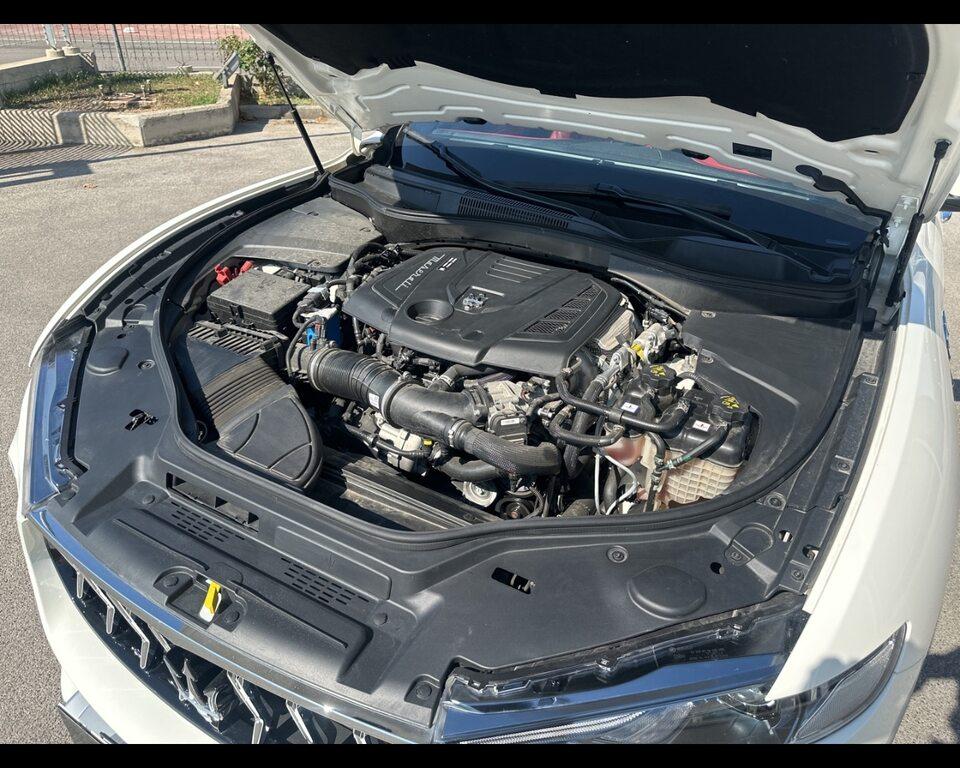 Maserati Levante 2.0 mhev GT 330cv auto
