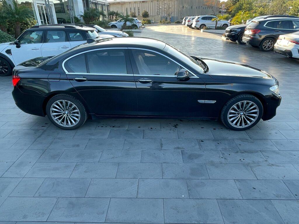 BMW Serie 7 740d xdrive Eletta 313cv auto