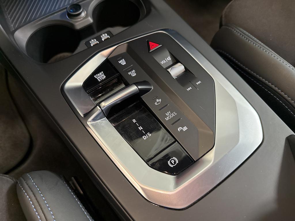 BMW Serie 1 120d 48V auto