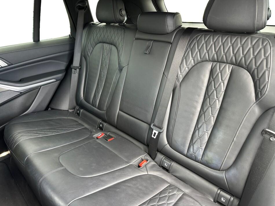 BMW X5 xdrive40d mhev 48V Msport auto