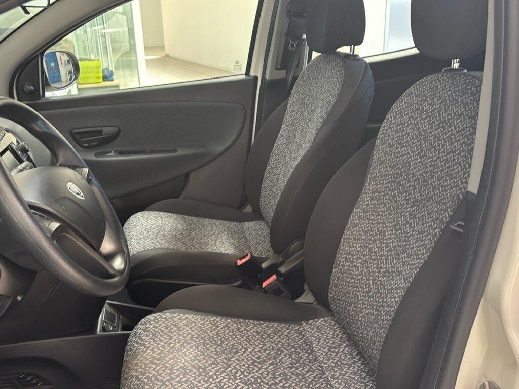 Lancia Ypsilon 1.0 hybrid Silver s&s 70cv
