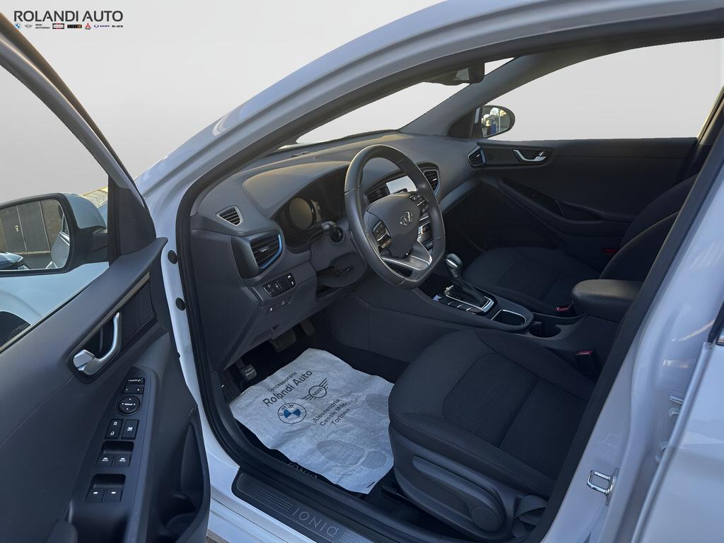 Hyundai Ioniq 1.6 hybrid Style 6dct my19