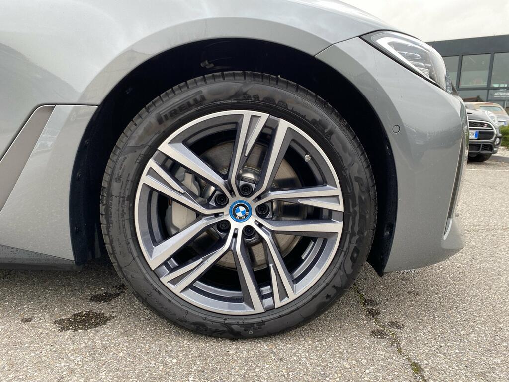 BMW i4 edrive35 Msport auto