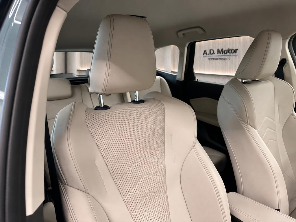 BMW X1 xdrive23i mhev 48V X-Line Edition Balance auto