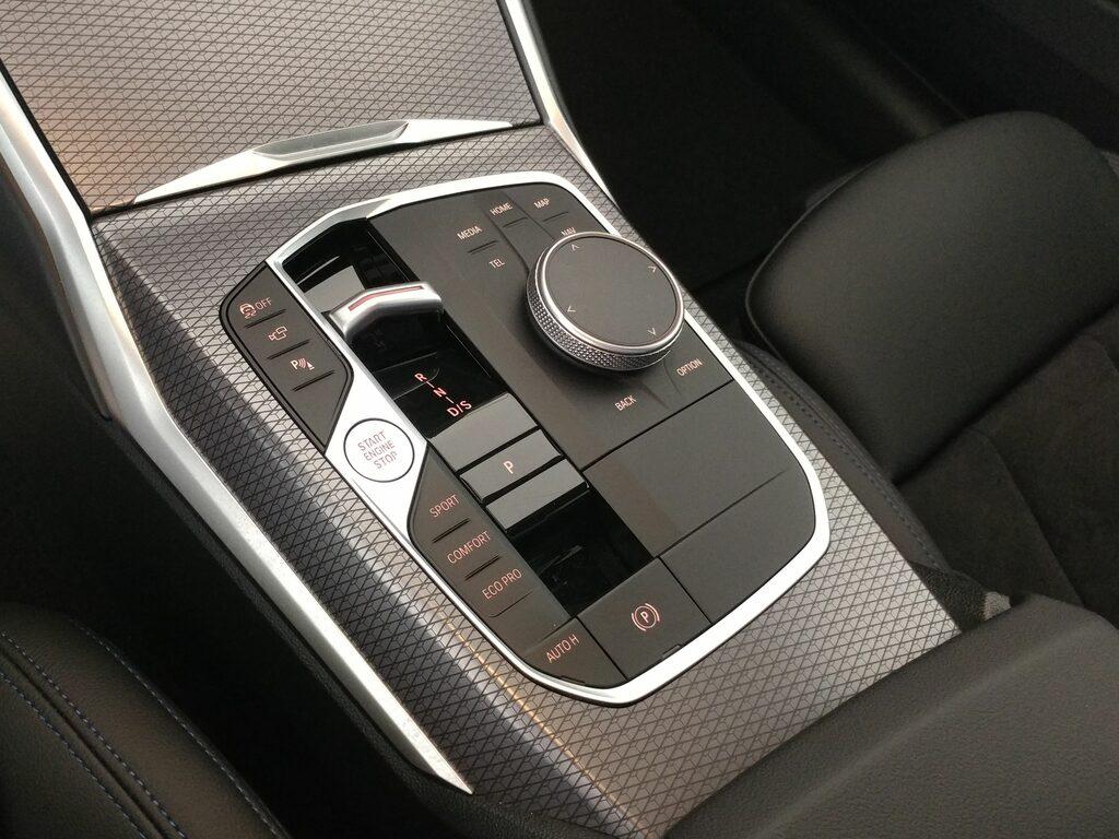 BMW Serie 3 320d mhev 48V Msport auto