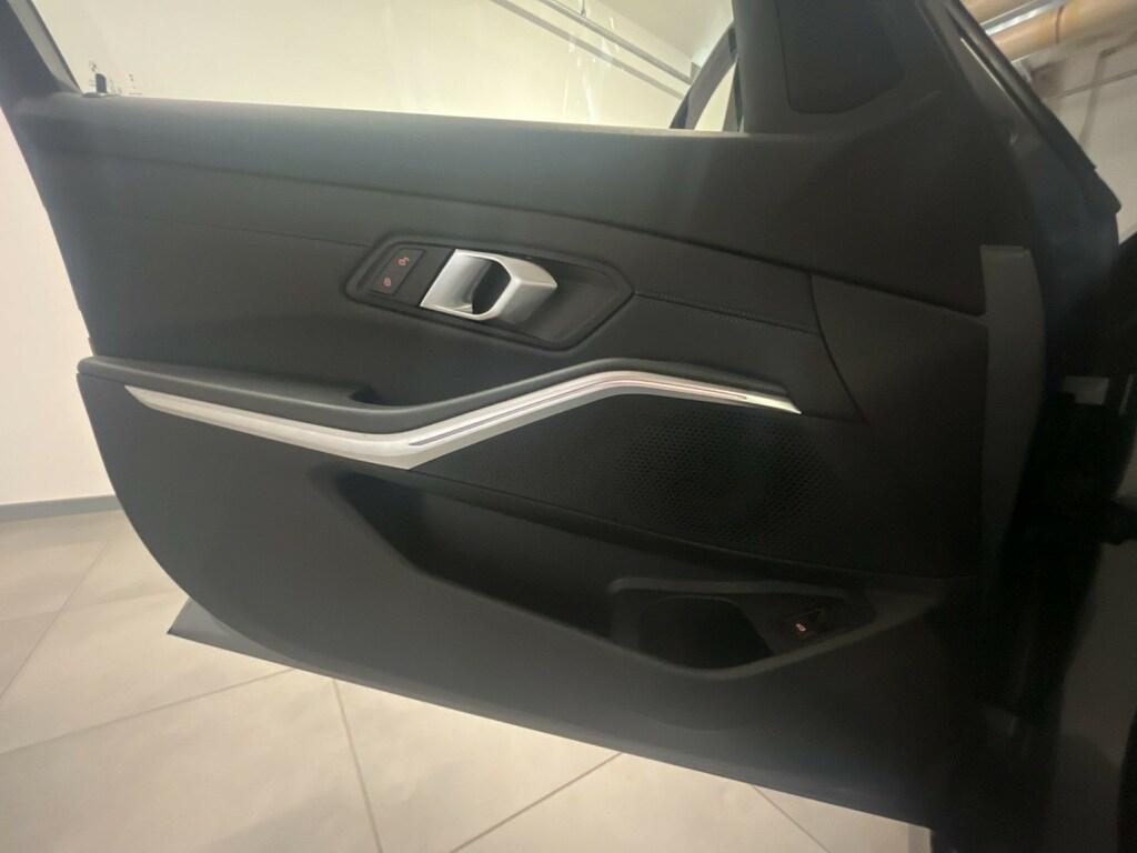 BMW Serie 3 320d Touring mhev 48V Msport xdrive auto