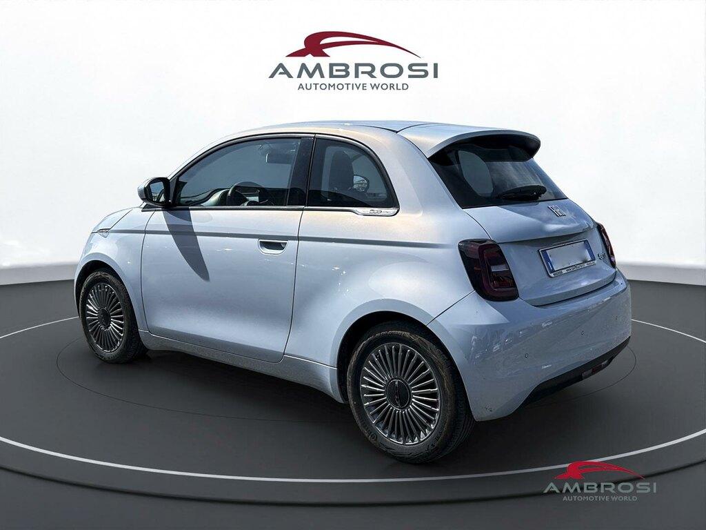 Fiat 500 e 3+1 Icon