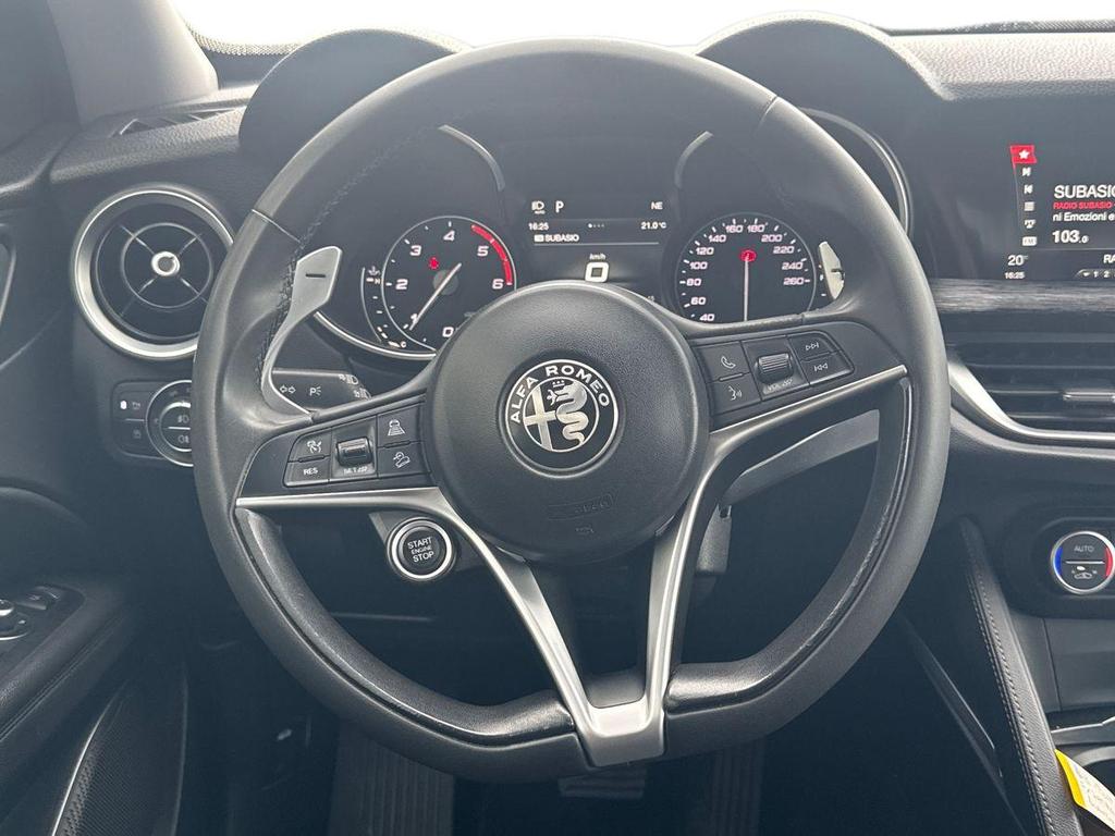 Alfa Romeo Stelvio 2.2 t B-Tech Q4 210cv auto