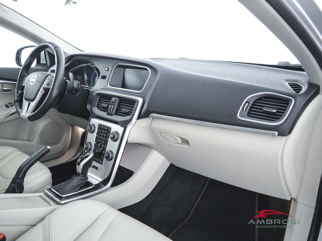 Volvo V40 Cross Country 2.0 D2 Ocean Race geartronic