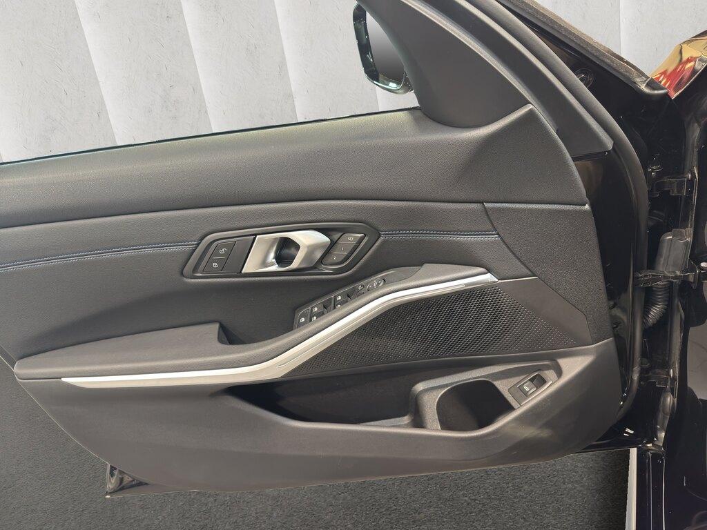 BMW Serie 3 320d mhev 48V xdrive M Sport Pro auto