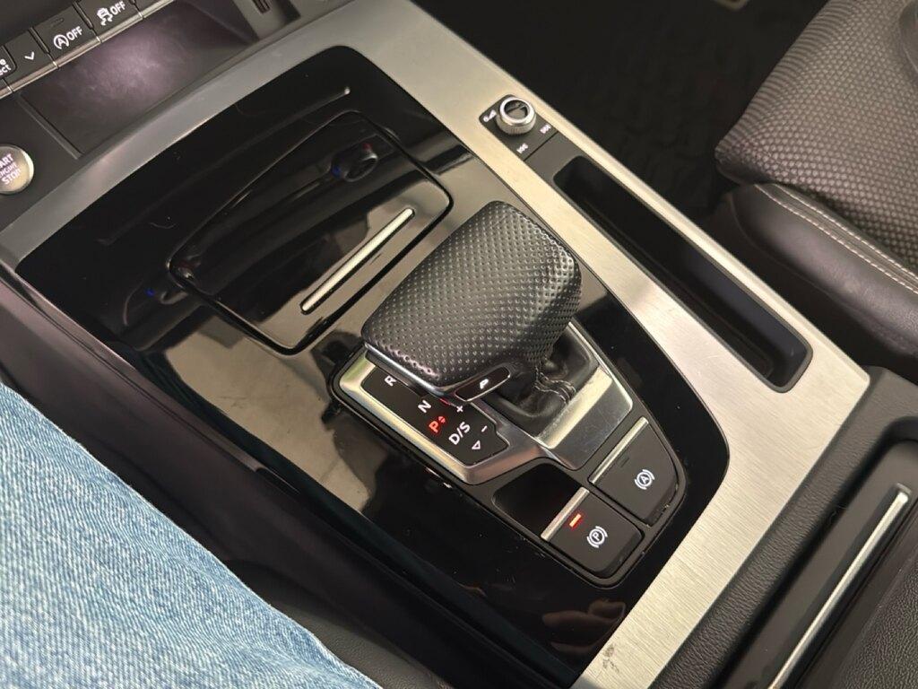 Audi Q5 40 2.0 tdi mhev S line quattro s tronic