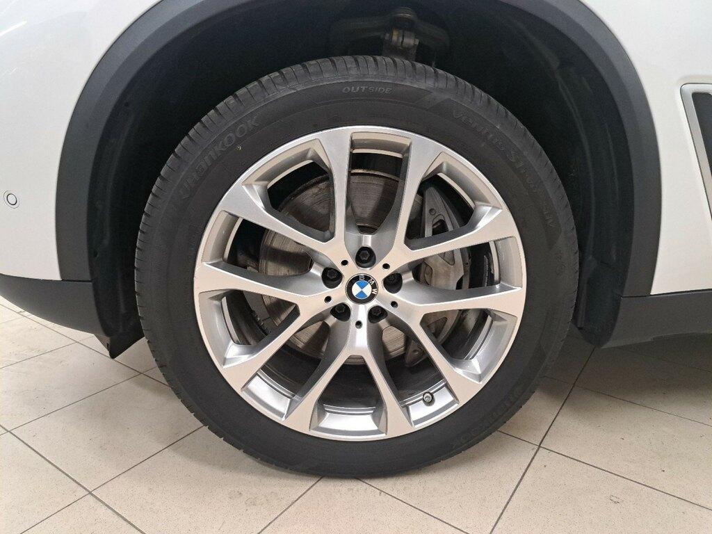 BMW X5 xdrive40d mhev 48V xLine auto